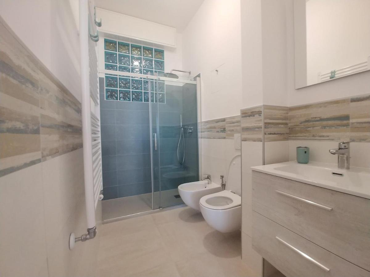 Super Vista Al Grattacielo Di Lavagna Apartamento Exterior foto