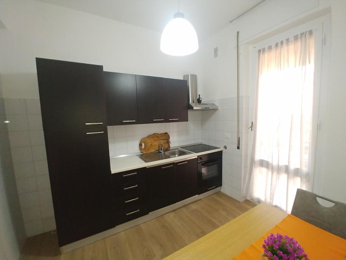 Super Vista Al Grattacielo Di Lavagna Apartamento Exterior foto